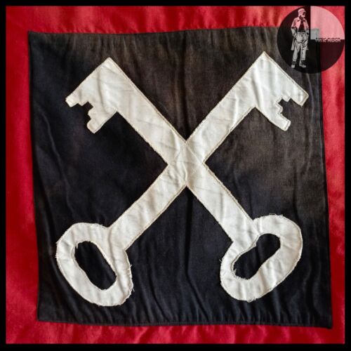 1970s British Army: 2nd Infantry Division, Cross Keys Flag - Picture 4 of 14