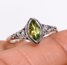 Green Peridot Gemstone Ring Cut Stone 925 Sterling Silver Minimalist Rings