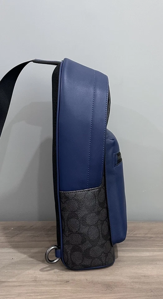 COACH CAX45 West Pack Colorblock Signature lona y cuero carbón/azul profundo Foto 4 de 4