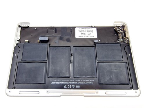 Apple MacBook Air 11" A1465 2012 Carcasa Superior Teclado QWERTZ CH EMC2558 - Imagen 6 de 9