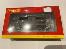 Hornby R6827A SR 10 Ton Maunsell Cattle Wagon ‘53768’