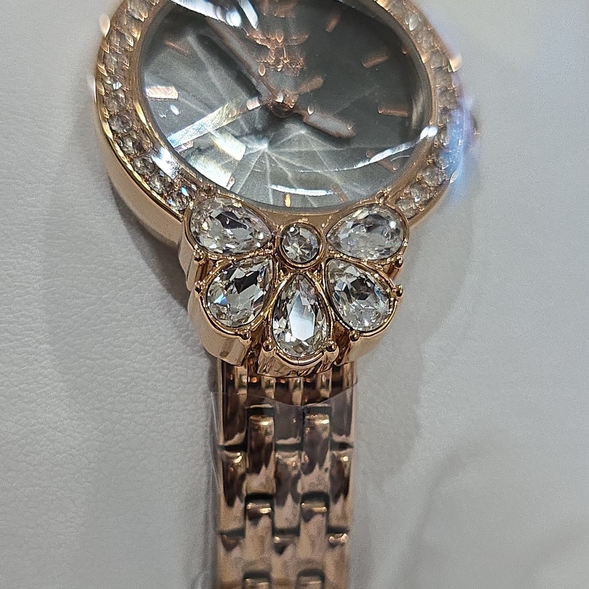 Invicta Wildflower Women display picture 1