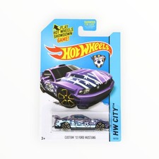 Hot Wheels Custom '12 Ford Mustang 18/250 - Purple - 2014 Mainline A