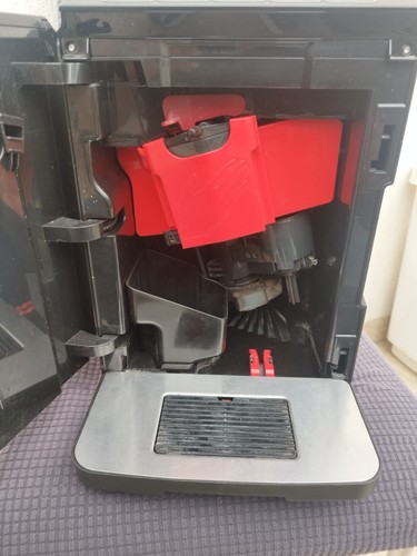 BOSCH Kaffeevollautomat VeroCup 100 mit Milchaufschäumer - Bild 5 von 6