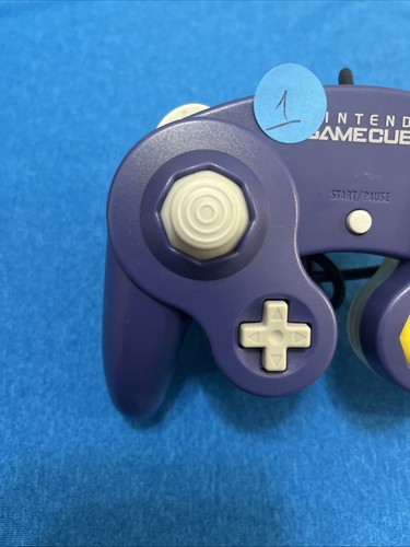 Controller ufficiale Nintendo GameCube viola chiaro OEM DOL-003 ufficiale - Foto 3 di 13