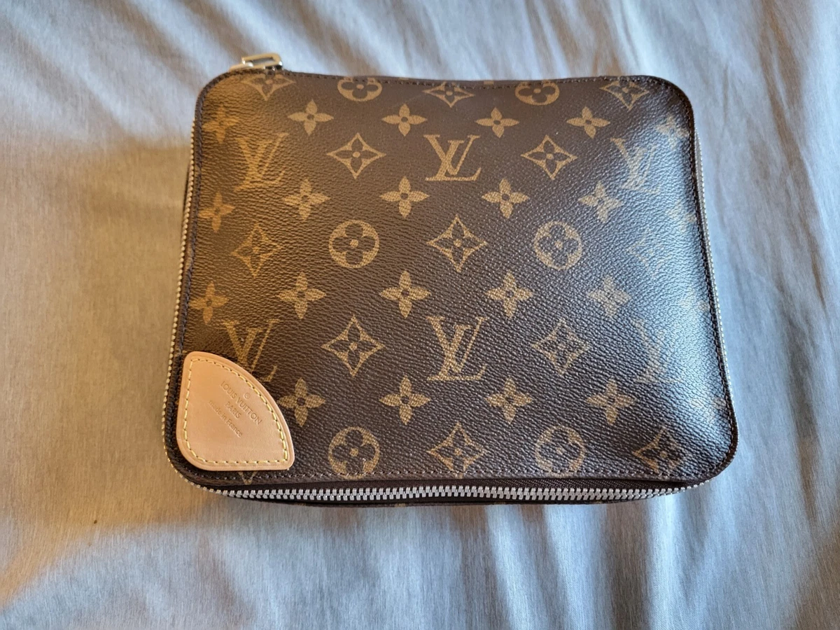 Louis Vuitton Accessories Pouch Horizon Monogram Brown in Canvas