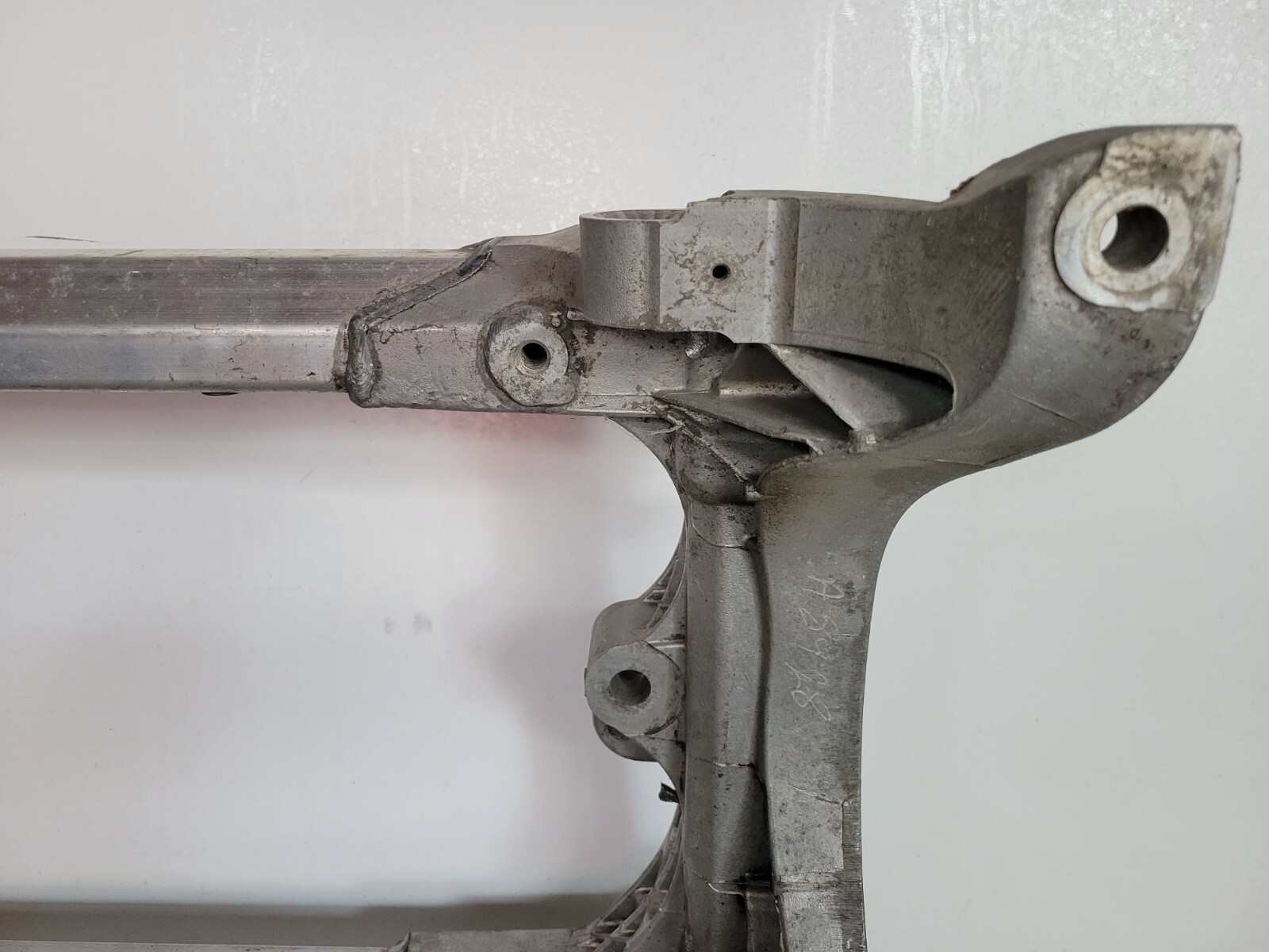 2014-2017 MASERATI GHIBLI RWD FRONT SUBFRAME CRADLE CROSSMEMBER OEM