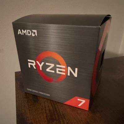 AMD Wraith CPU Cooler AM4 Stock Heatsink Fan New Unused No CPU Included