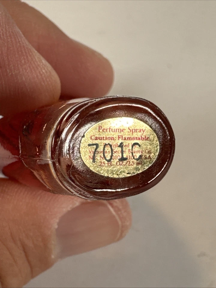 Винтажная парфюмерная вода Victoria's Secret Rapture мини-спрей для путешествий 0,25 унции - Изображение 3 из 3