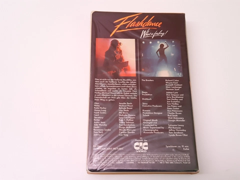 Flashdance 1983 VHS German PAL CIC Video Großbox Jennifer Beals Michael Nouri - Bild 2 von 4