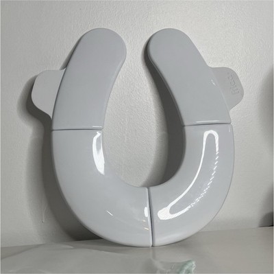 Frida White Portable Foldable Potty Training Seat Carry Bag for kids/without box