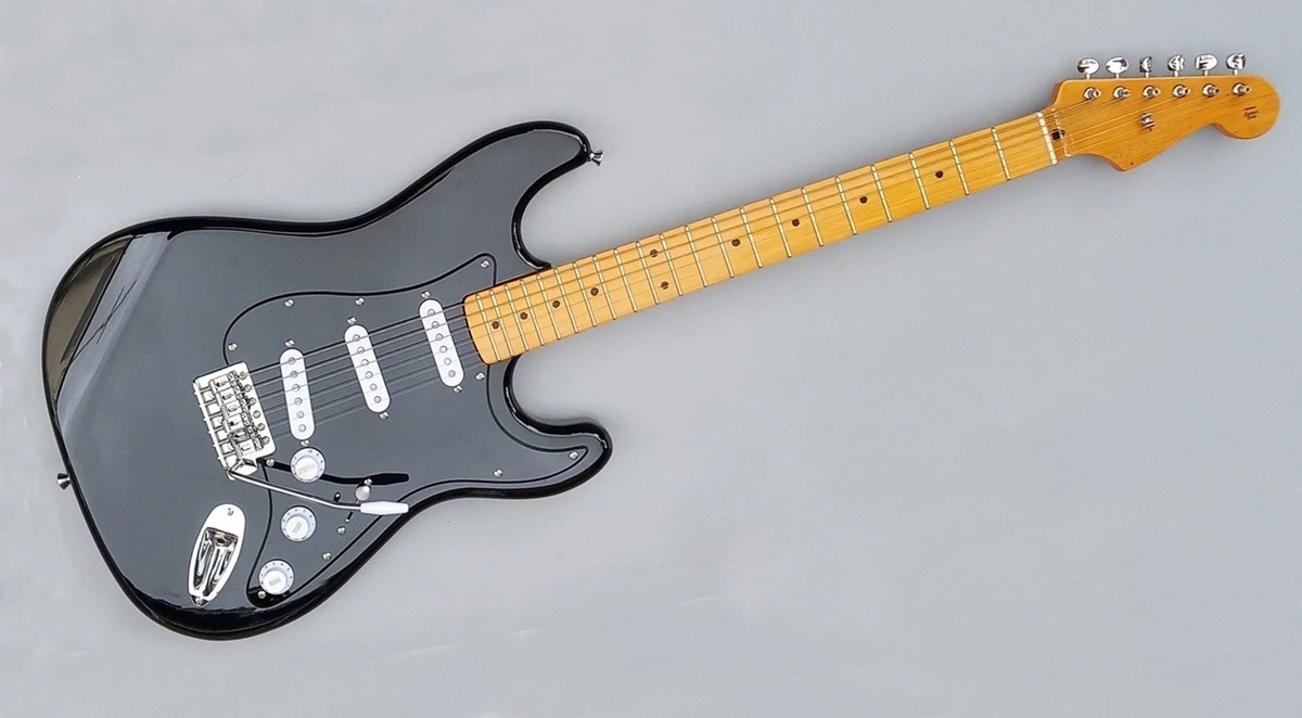 ストラトキャスター ラージヘッド エレキ　希少gilmour guitar David Gilmour Stratocaster : I Can Hear Music