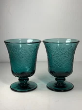 Set of 2 La Rochere France Green Glass Floral Tumblers 5 in.