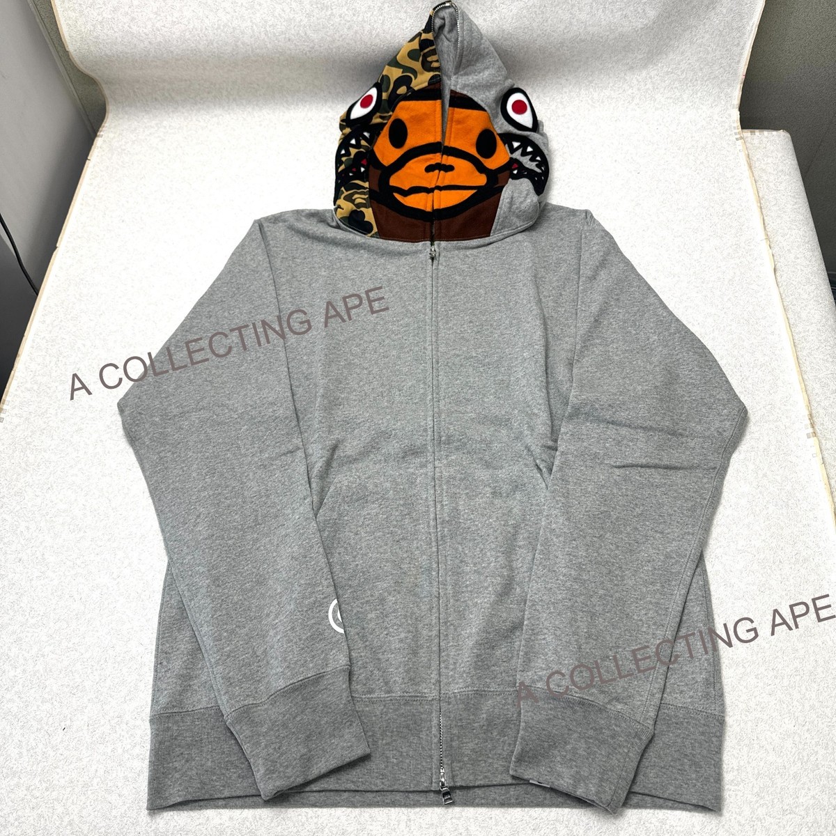 A BATHING APE BAPE Milo Shark Full Zip Hoodie Gray New Authentic