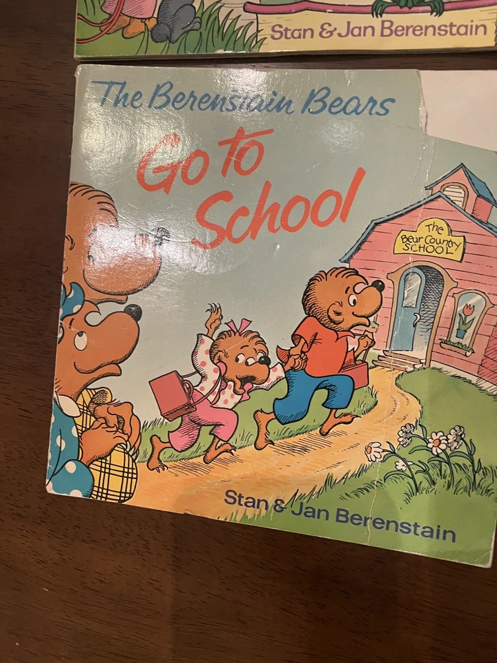 Vintage Easy Reading Books 1978 -2015 Lot of 4 Berenstain Bears by Jan Bernstein - Image 4 of 4