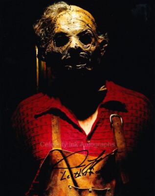 DAN YEAGER as Leatherface - Texas Chainsaw 3D (2013) ORIGINAL SIGNED AUTOGRAMM