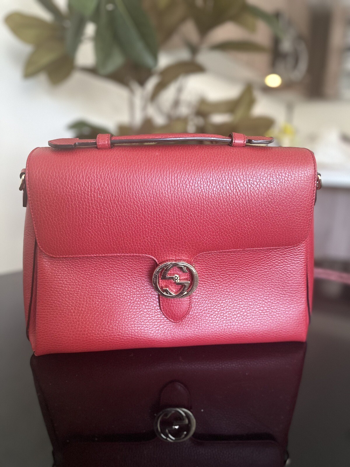 Gucci Interlocking G Top Handle Medium Shoulder B… - image 3