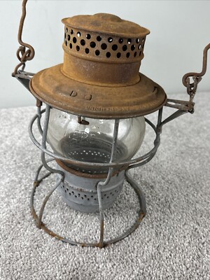 Adams & Westlake Adlake No 250 Kero Lantern with Embossed Globe