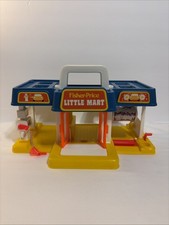 Vintage Fisher-Price Little People Little Mart #2580 w/