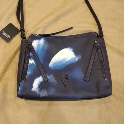 Simply Vera Wang Purse Blue Night Flowers Vegan Leather Triple Zip Crossbody B73
