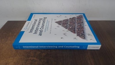 Mary Ivey - Intentional Interviewing and Counseling   Facilitating Cli - N245z