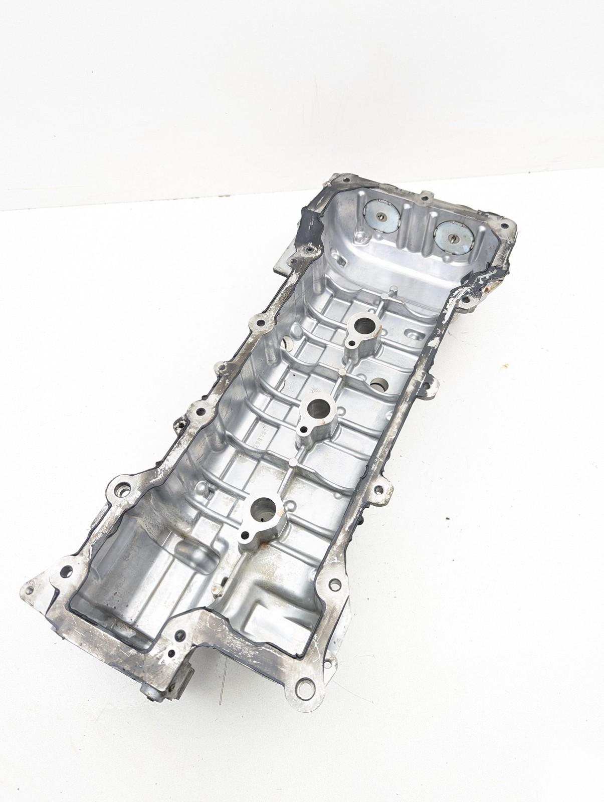 2017 Maserati Quattroporte M156 S Q4 Right Side Cylinder Head Cover OEM