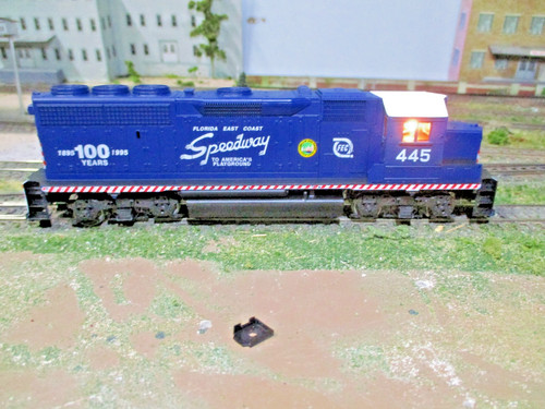 FEC 445 y 447 GP40-2's ATHEARN 2201 EDICIÓN ESPECIAL, AMBAS UNIDADES ALIMENTADAS, HO, DC | Zustand: Used