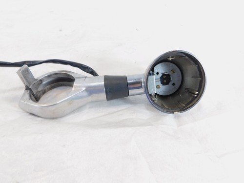 Honda VTX1800C VTX1800S VTX1800R VT1100C3 Front Right Turn Signal Socket & Mount - Picture 8 of 11