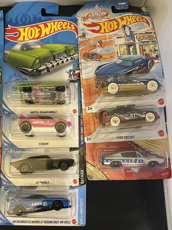 HOT WHEELS 2017 & 2021 MIXED LOT OF 15 Various Models-BATMAN HW 1st-Exotic-Tokyo - Image 3 of 4