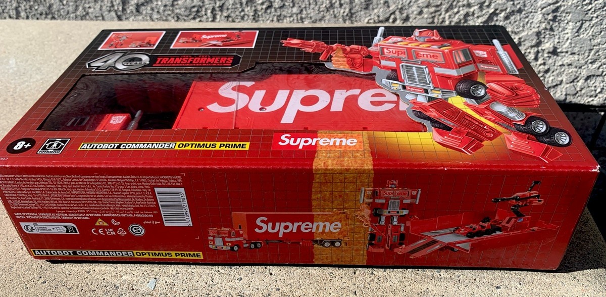 ミニカー Transformers Supreme Daily Prime - Supreme G1 Optimus Prime Official Images and