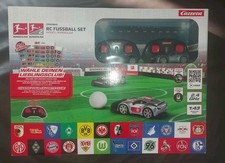 Carrera RC 2,4GHz Fußball Set Modell Bundesliga mit 2 ferngesteuerte Autos
