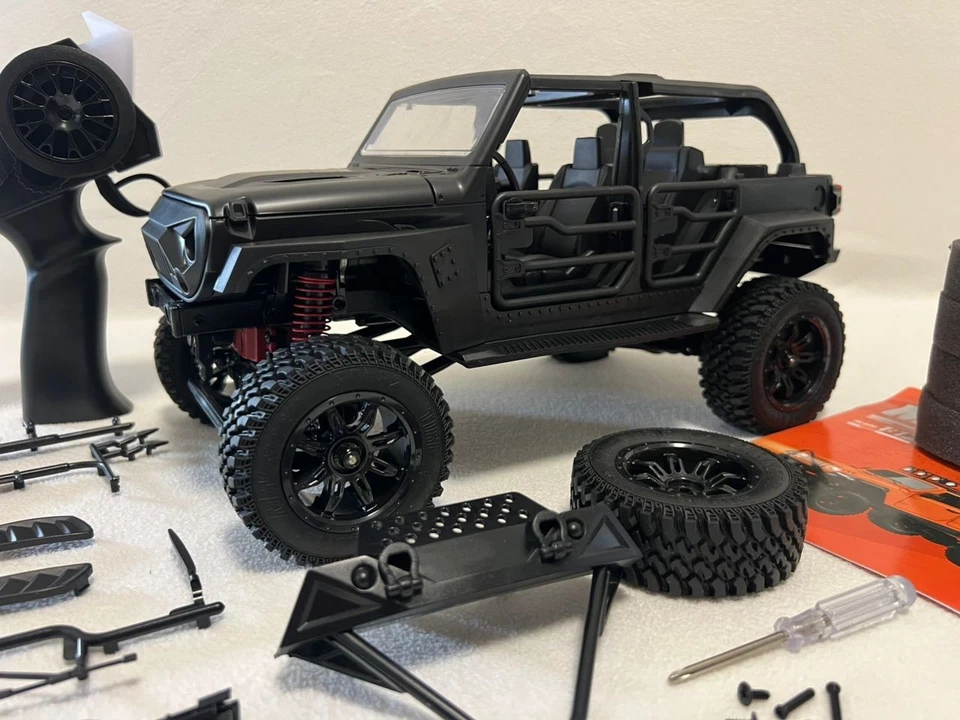 Jeep Wrangler MN128 RC Car Crawler 1:12 Scale, 2.4G 4WD, Off-road Truck - Image 2 of 4