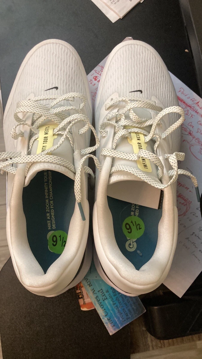 Preços baixos em Nike Air Zoom Infinity Tour NEXT% Wide White Grey