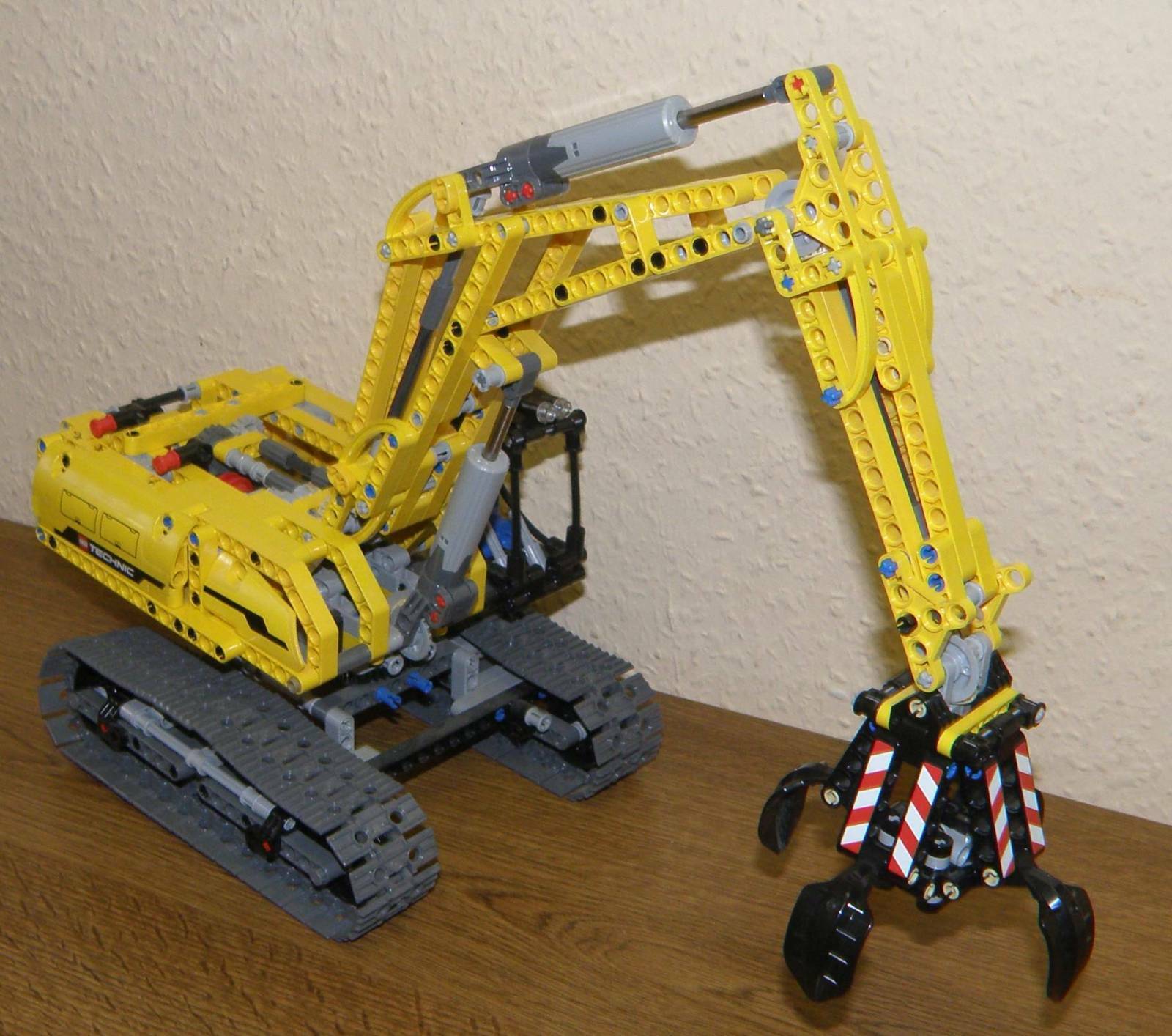 Lego Technic 42006 Koparka Gąsienicowa Koparka Gąsienicowa Koparka gąsienicowa 100% w komplecie z instrukcjami-pokaż oryginalną nazwę Bezpłatne ogólnokrajowe, wybuchowe zakupy