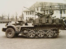 118710: FOTOALBUM Fla-Bataillon, Demag Halbkette mit 2cm Flak, EM 1m R36