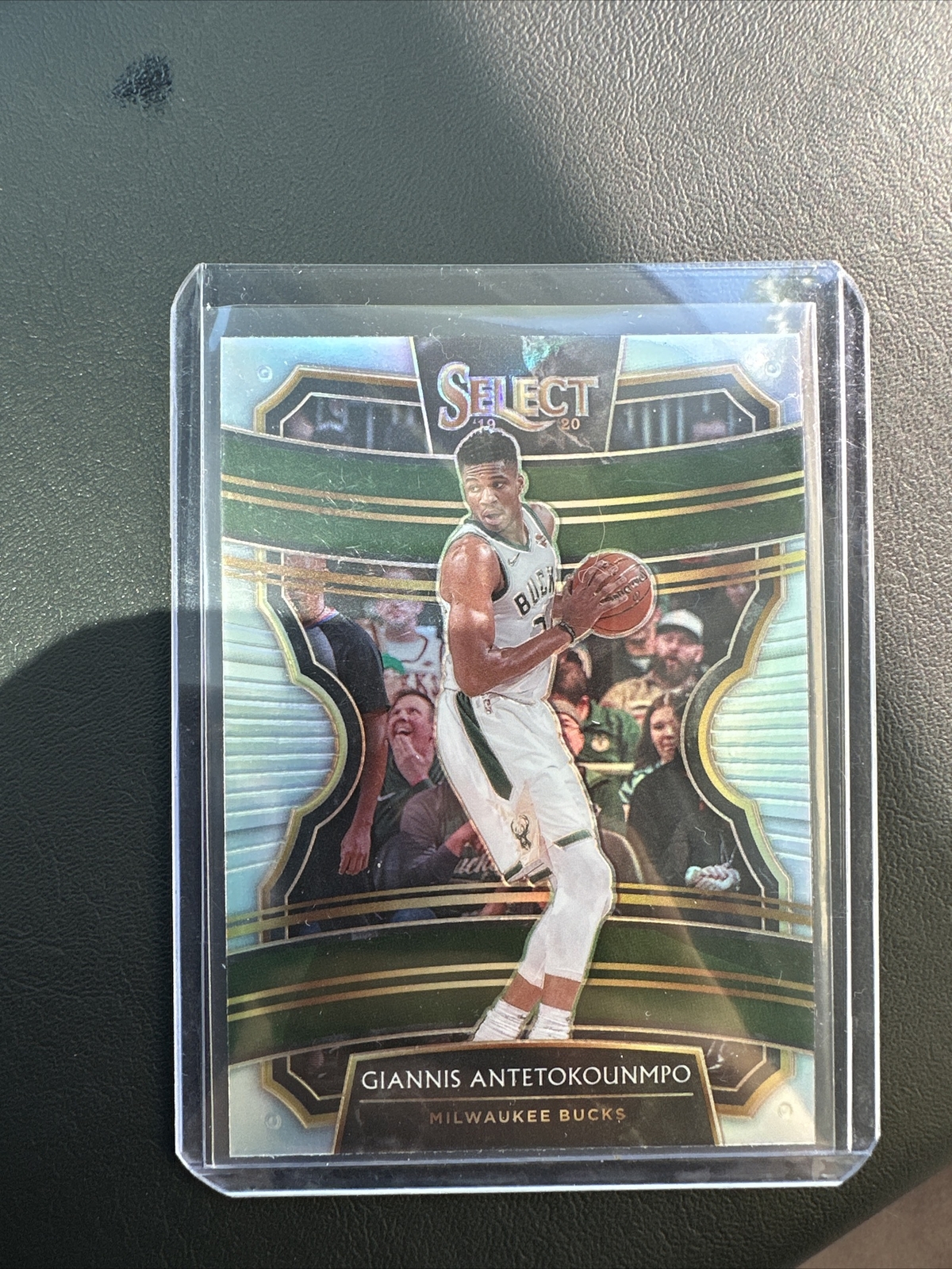 Giannis Antetokounmpo SILVER 2019-20 Select Concourse #22 Milwaukee Bucks