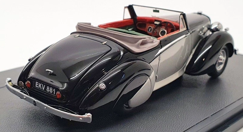 Matrix escala 1/43 40402031 - 1938 Daimier D818 DHC Carlton - negro Foto 2 de 4