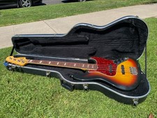 1966-1967  Fender Jazz Bass  VINTAGE Sunburst -   8.7 lbs