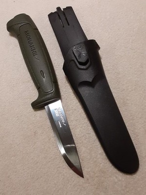 MORAKNIV GREEN CARBON STEEL TACTICAL FISH HUNTING KNIFE SWEDEN MORA SHIPS FREE
