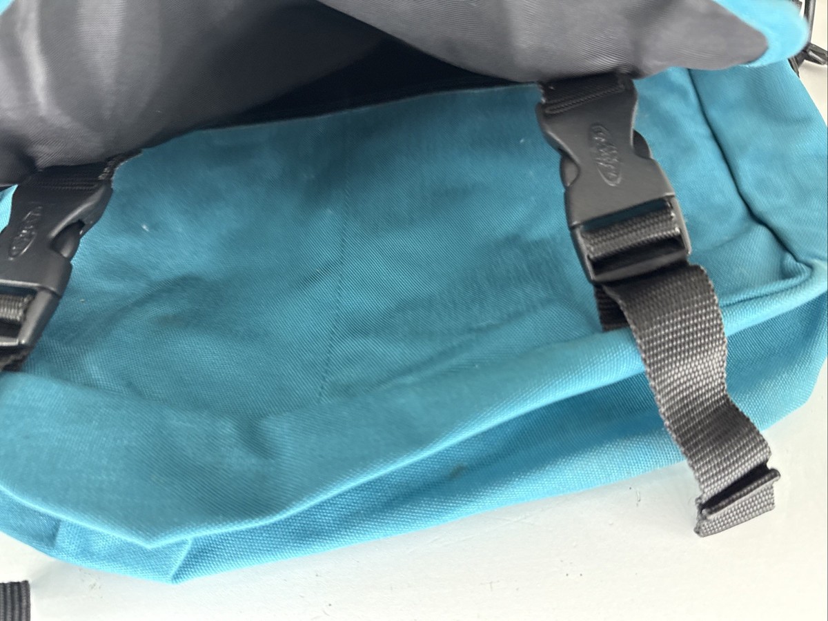 Eastpak Gorpcore Bag Messenger Teal 13