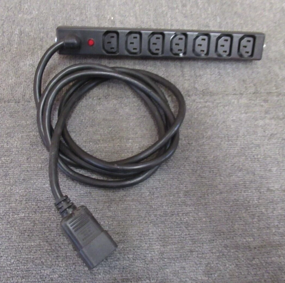 HP HSTNR-PS03 411273-002 417585-001 7 Outlets C13 Modular PDU Extension Bar - Image 2 of 4