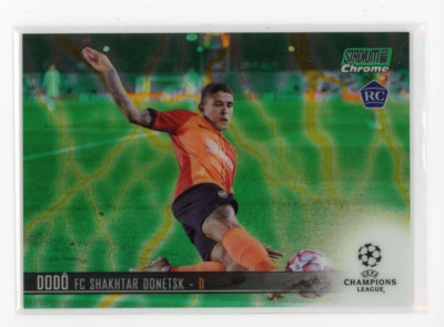 2020-21 Dodo Topps Stadium Club Chrome Green/Yellow Refractor Rookie Card 21/75