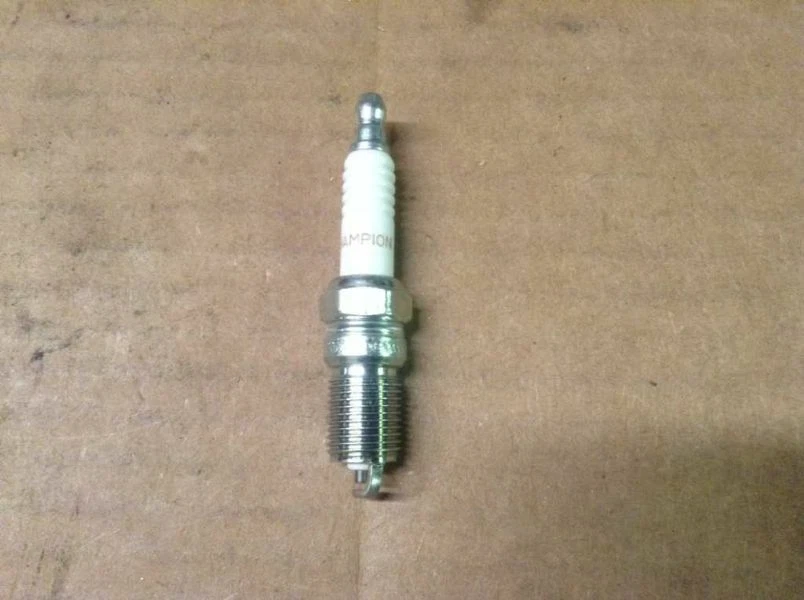 Nuevas bujías Champion RS14YC - CANTIDAD 2 Foto 3 de 4