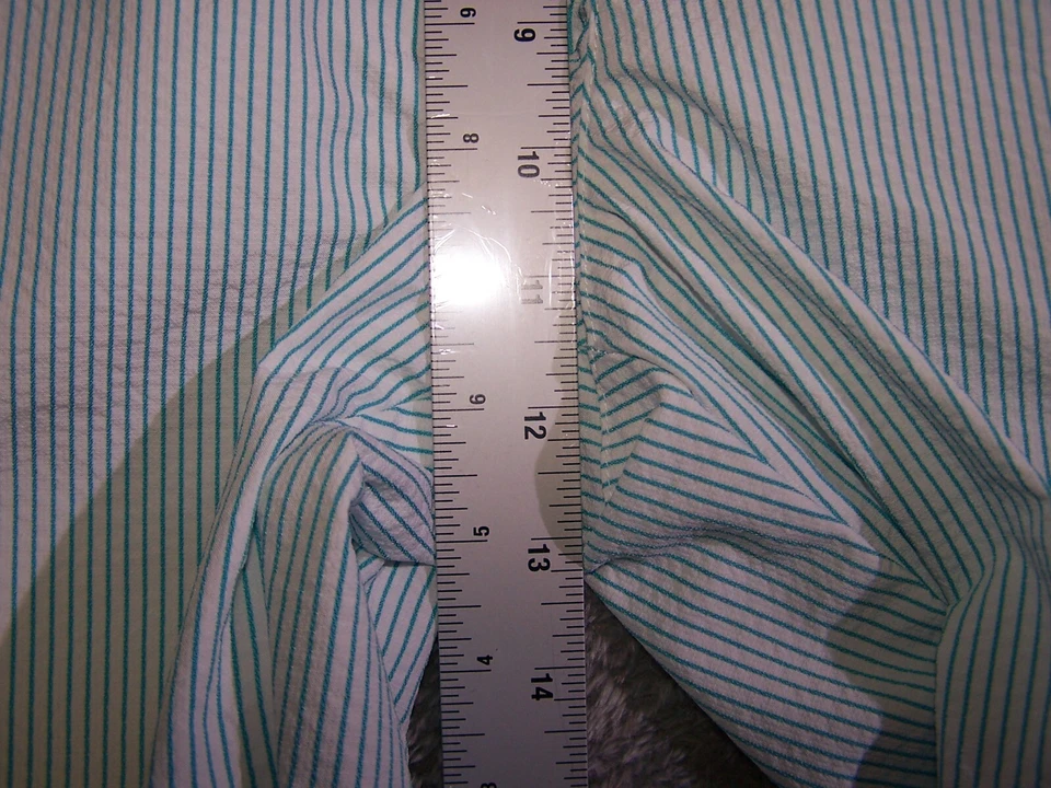 Puma Shorts Men's Stretch Seersucker Lightweight White Green Stripe Golf 34X10.5 - Image 3 of 4