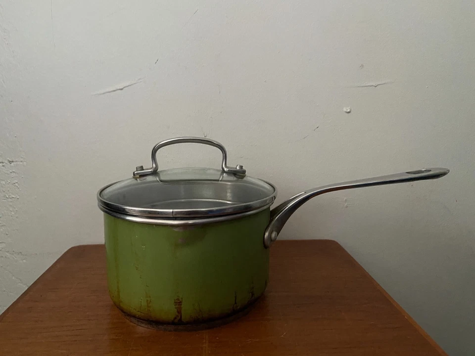 Utensilios de cocina Roy's Fusion de colección cacerola de acero inoxidable 18/10 verde Yamaguchi Foto 2 de 4