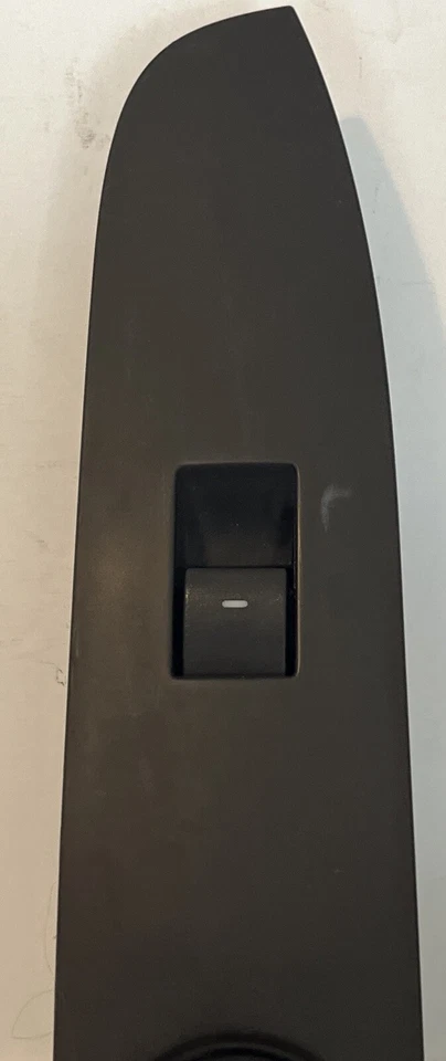 2011 Mercury Mariner Left front window switch w/ bezel #8L8T-14529-ABW - Image 2 of 4