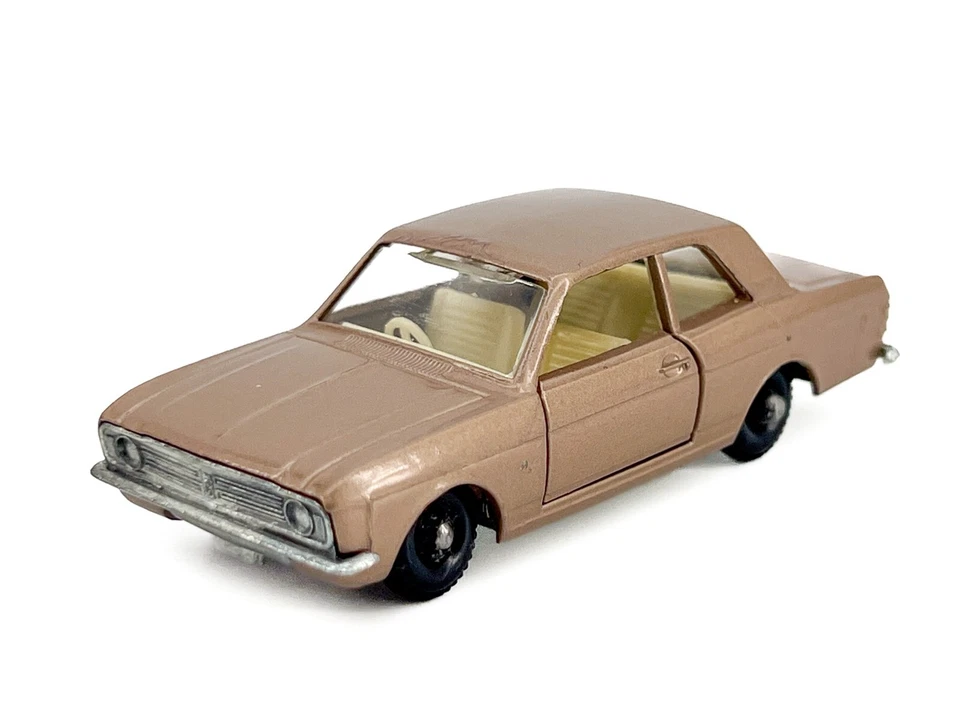 Vtg Lesney Matchbox No. 25 Ford Cortina Man Cave Diecast Toy Car CLEAN - Image 3 of 4