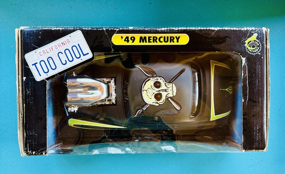 Muscle Machines Black & Green 1949 Mercury 1:18 Scale Diecast #71166 - Image 2 of 4