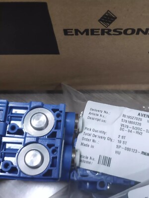 1 Pc. New Two-position Five-way Reversing Valve 5791800220