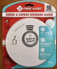 First Alert 1039871 Smoke And Carbon Monoxide Alarm 10yr Battery Life White